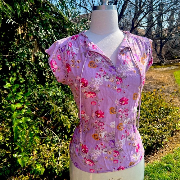 BUFFALO DAVID BITTON 🌻Floral lavender Blouse - Picture 5 of 7